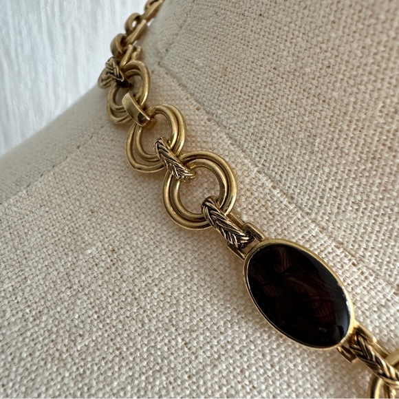 Vintage Monet Chain Link Necklace - Picture 6 of 10